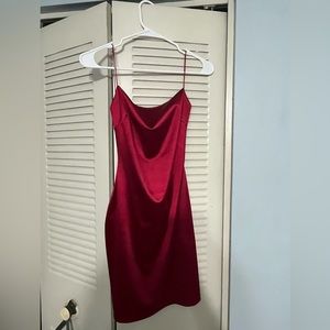 Windsor Red slip on skin tight dress
